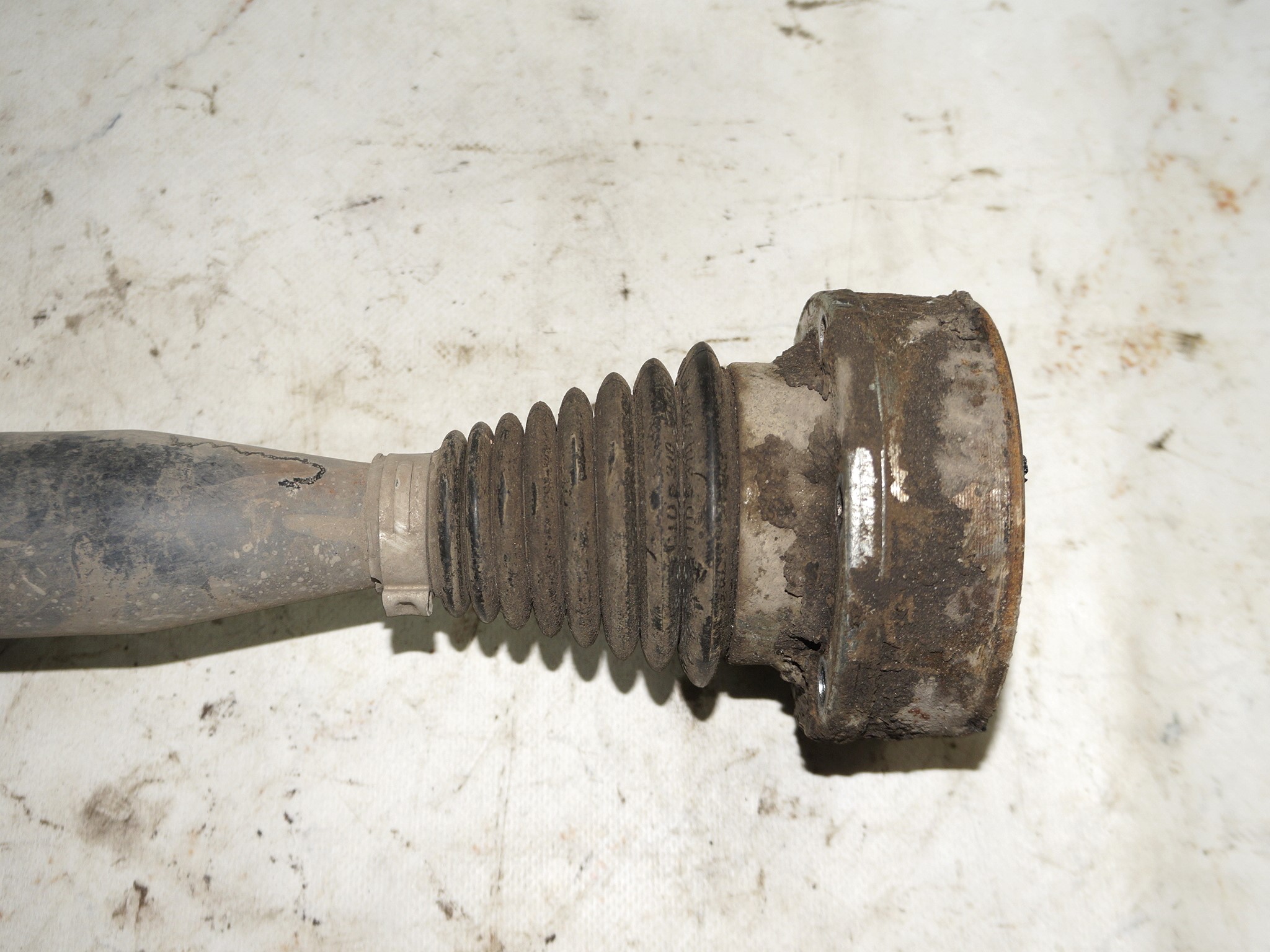 Привод передний правый vw polo 18316087 (3)