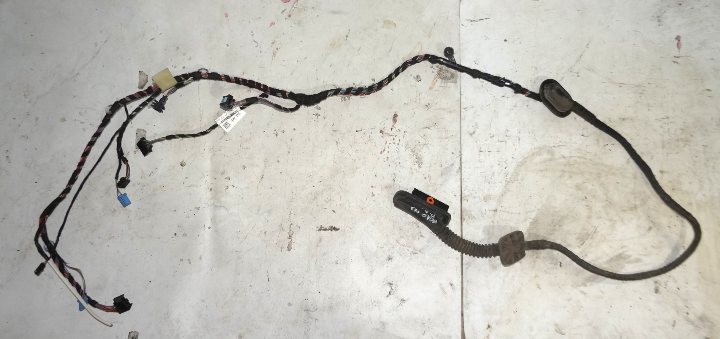 Проводка коса двери передней левой vw polo 18316091 (1)