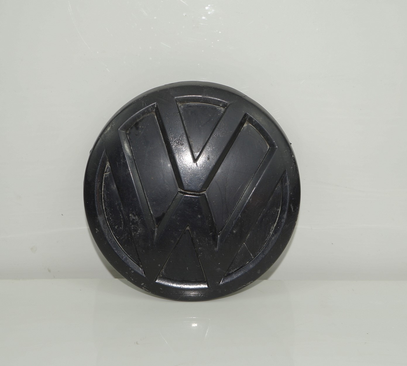 Эмблема крышки багажника vw polo 18316133 (1)