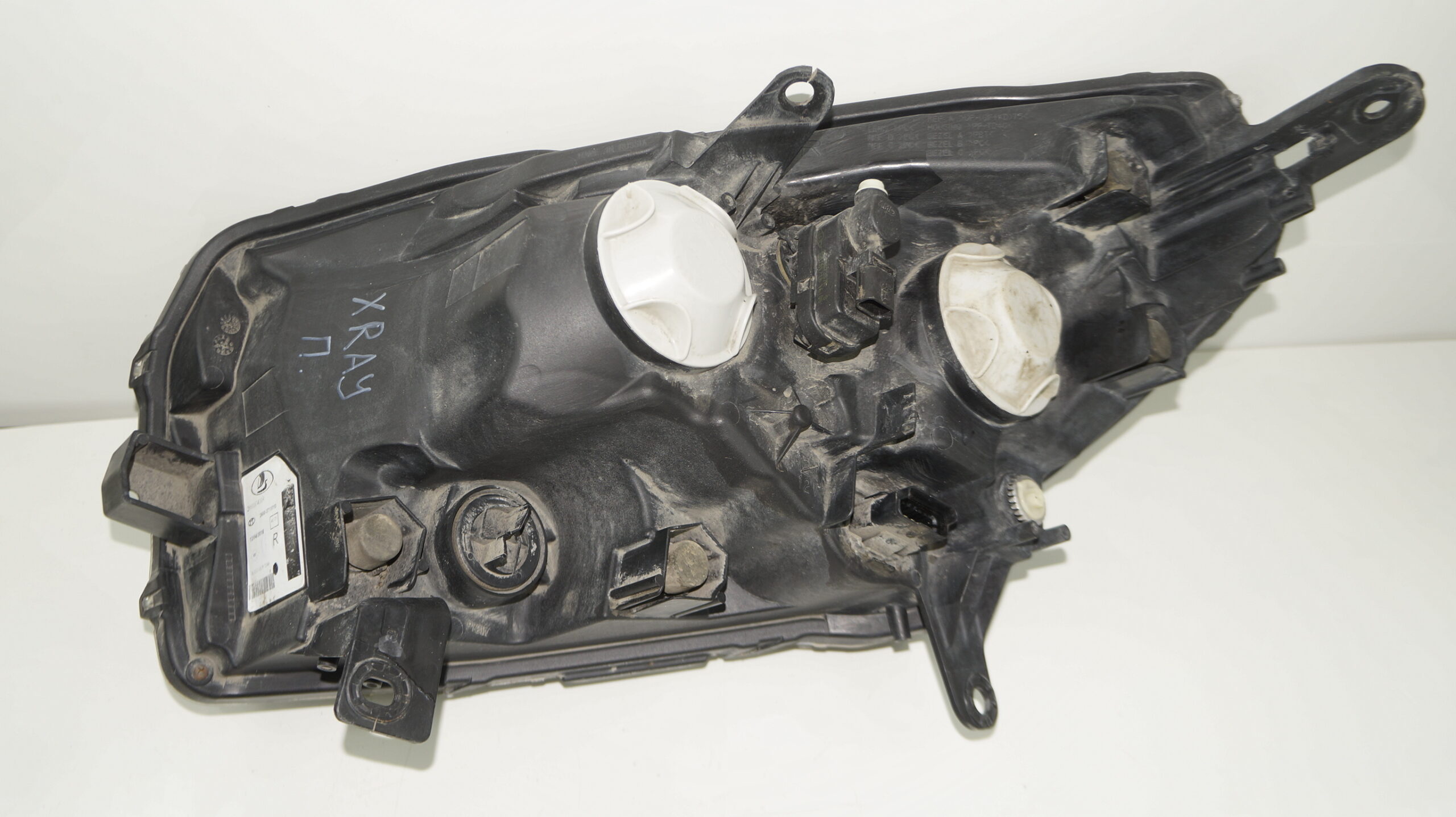 18101193 фара правая lada xray (3)