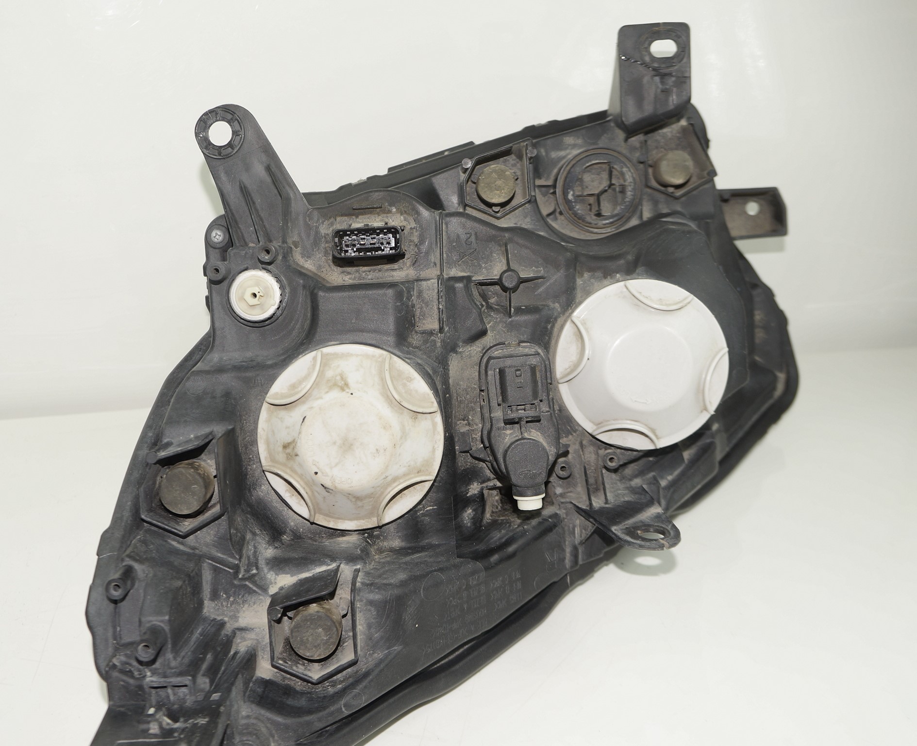 18101193 фара правая lada xray (5)